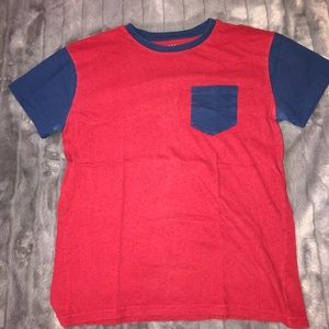 Aeropostale Crew Neck Tee with pocket, Size Small